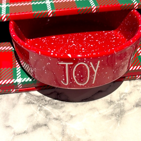 🐾NIB/Rae Dunn Holiday pet bowl set. JOLLY & JOY 4” bowls for cats/small dogs - Picture 6 of 7